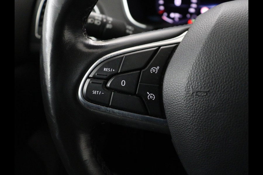 Renault Mégane 1.3 TCe Business Edition One | Panoramadak | Leder | Stoelverwarming | Massage | Camera | Carplay | Keyless | Full LED | Navigatie | Cruise control