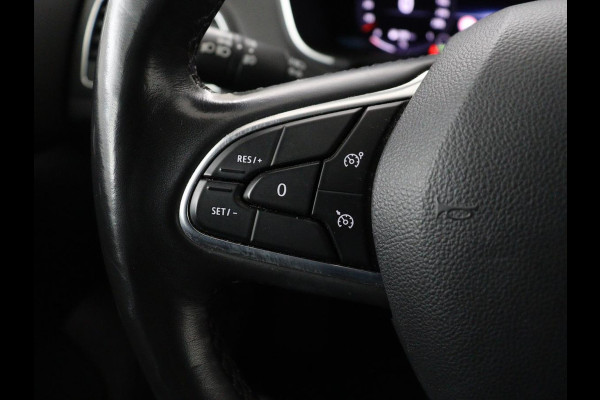Renault Mégane 1.3 TCe Business Edition One | Panoramadak | Leder | Stoelverwarming | Massage | Camera | Carplay | Keyless | Full LED | Navigatie | Cruise control