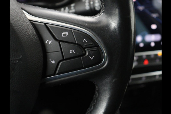 Renault Mégane 1.3 TCe Business Edition One | Panoramadak | Leder | Stoelverwarming | Massage | Camera | Carplay | Keyless | Full LED | Navigatie | Cruise control