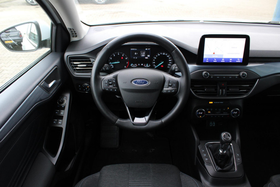 Ford FOCUS Wagon 1.0 EcoBoost Active X Business | Wegklapbare Trekhaak | Stoel + Stuurverwarming | Adaptive Cruise Control | Climate Control | Camera | BLIS |