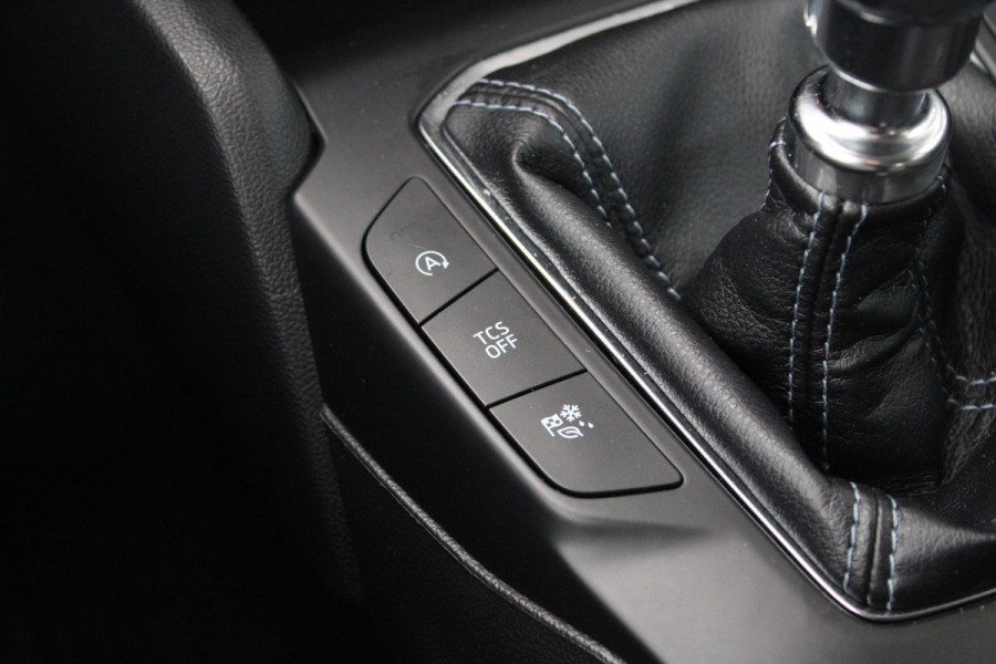 Ford FOCUS Wagon 1.0 EcoBoost Active X Business | Wegklapbare Trekhaak | Stoel + Stuurverwarming | Adaptive Cruise Control | Climate Control | Camera | BLIS |