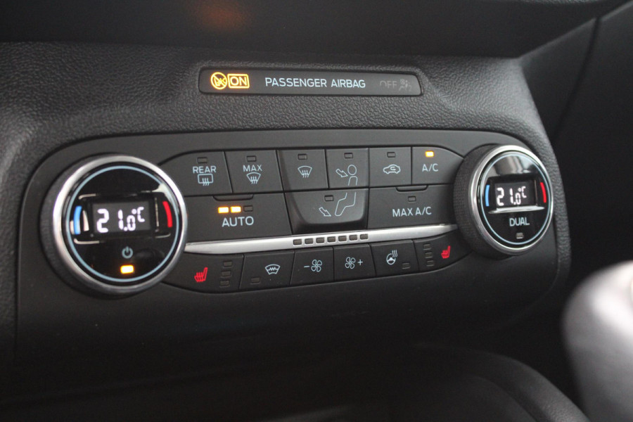 Ford FOCUS Wagon 1.0 EcoBoost Active X Business | Wegklapbare Trekhaak | Stoel + Stuurverwarming | Adaptive Cruise Control | Climate Control | Camera | BLIS |