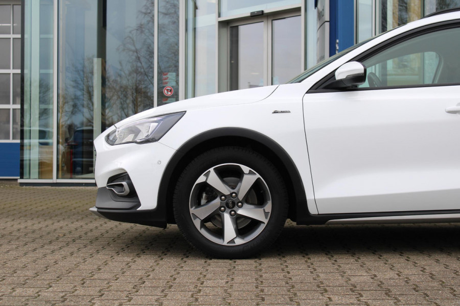 Ford FOCUS Wagon 1.0 EcoBoost Active X Business | Wegklapbare Trekhaak | Stoel + Stuurverwarming | Adaptive Cruise Control | Climate Control | Camera | BLIS |