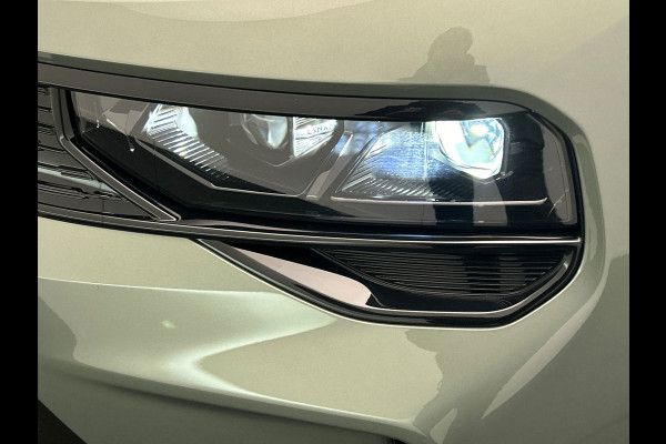 Lynk & Co 01 1.5 More Leder | Pano | Stoel+Stuurwielverwarming | Keyless