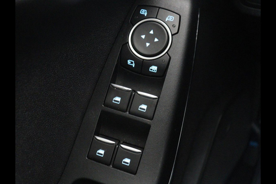 Ford Fiesta 1.0 EcoBoost Titanium | 1e eigenaar | Carplay | Climate control | Parkeerhulp | Cruise control | DAB | Bluetooth