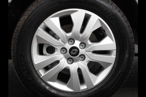 Renault Trafic 2.0 Blue dCi 110PK T30 L2H1 Advance Navigatie bluetooth DAB Camera Airco Trekhaak Houten bekleding Lichtmetalen velgen