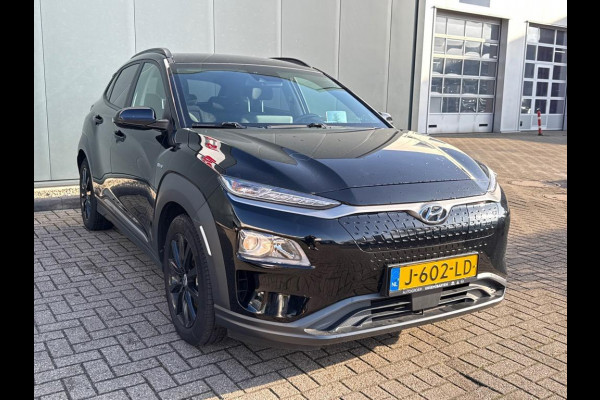 Hyundai Kona Aut. EV Fashion 64 kWh | Navi | Camera |