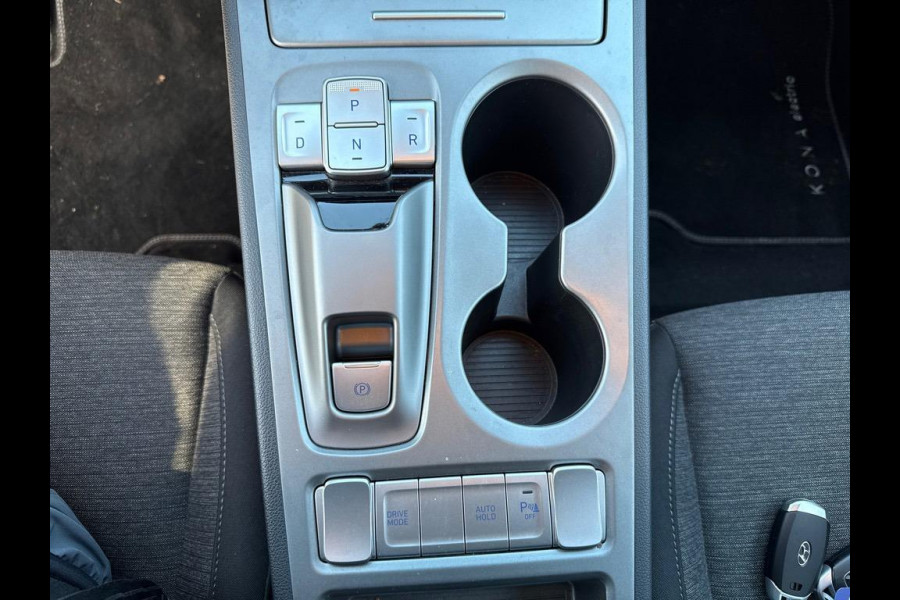 Hyundai Kona Aut. EV Fashion 64 kWh | Navi | Camera |