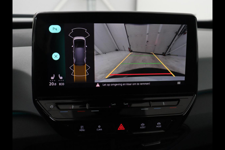 Volkswagen ID.3 First Plus 58 kWh | Trekhaak | Stoel & stuurverwarming | Camera | Adaptive cruise | Sfeerverlichting | Carplay | Navigatie | Keyless | Matrix LED