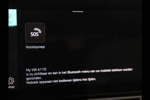 Volkswagen ID.3 First Plus 58 kWh | Trekhaak | Stoel & stuurverwarming | Camera | Adaptive cruise | Sfeerverlichting | Carplay | Navigatie | Keyless | Matrix LED