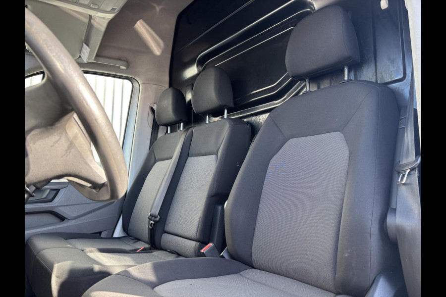 Volkswagen Crafter 35 2.0 TDI L3H3*A/C*CRUISE*NAVI*HAAK*CAM*3500KG*