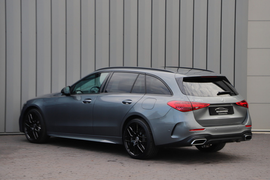 Mercedes-Benz C-Klasse 300e AMG | 313PK | Head-up | Keyless-go | Sfeerverlichting | Memory | Pano | Leder | Standkachel | Trekhaak | 2022.