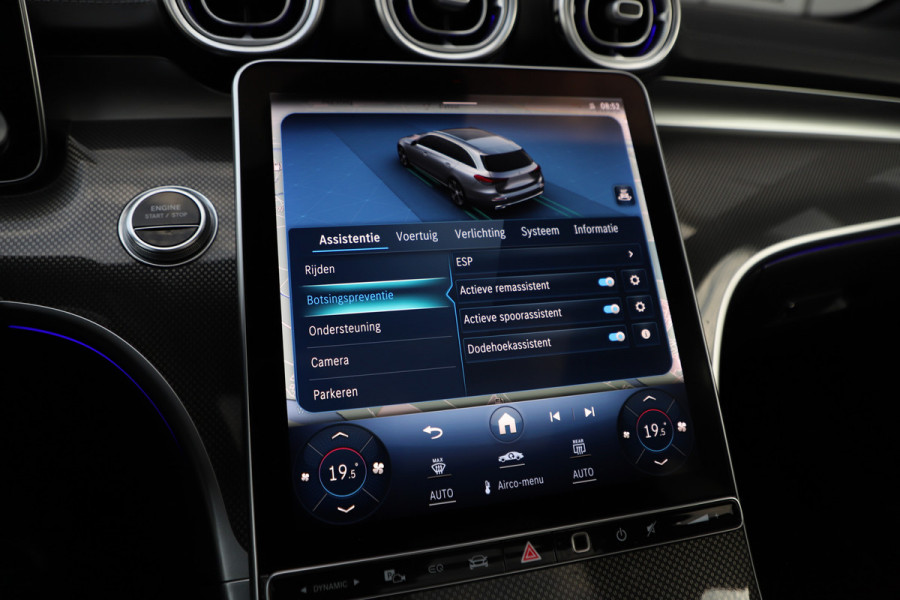 Mercedes-Benz C-Klasse 300e AMG | 313PK | Head-up | Keyless-go | Sfeerverlichting | Memory | Pano | Leder | Standkachel | Trekhaak | 2022.