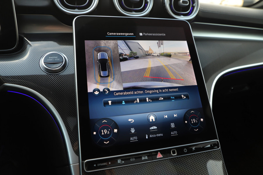 Mercedes-Benz C-Klasse 300e AMG | 313PK | Head-up | Keyless-go | Sfeerverlichting | Memory | Pano | Leder | Standkachel | Trekhaak | 2022.