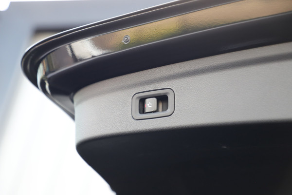 Mercedes-Benz GLE 350e AMG 4-Matic | 333PK | Pano | Keyless-go | Burmester | Sfeerverlichting | Distronic+ | Multibeam | Trekhaak | Air-balance |