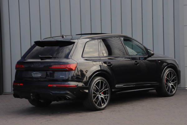 Audi Q7 60 TFSI e quattro Competition | 462PK | Luchtvering | Head-up | Massage | Keyless-go | S-Stoelen | Matrix-led | Trekhaak | Stand