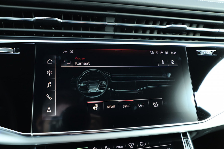 Audi Q7 60 TFSI e quattro Competition | 462PK | Luchtvering | Head-up | Massage | Keyless-go | S-Stoelen | Matrix-led | Trekhaak | Stand