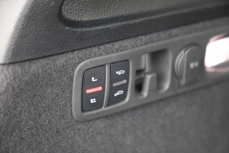 Audi Q7 60 TFSI e quattro Competition | 462PK | Luchtvering | Head-up | Massage | Keyless-go | S-Stoelen | Matrix-led | Trekhaak | Stand