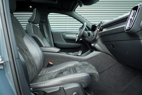 Volvo XC40 1.5 T5 Recharge R-Design / Pano / NL Auto / 1e Eig / Incl BTW