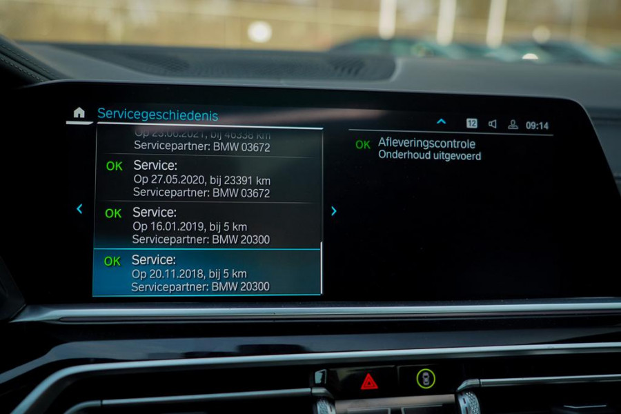 BMW X5 xDrive30d High Executive / Luchtvering / HUD / 22 '' / M-Sport / Skylounge / Adaptive