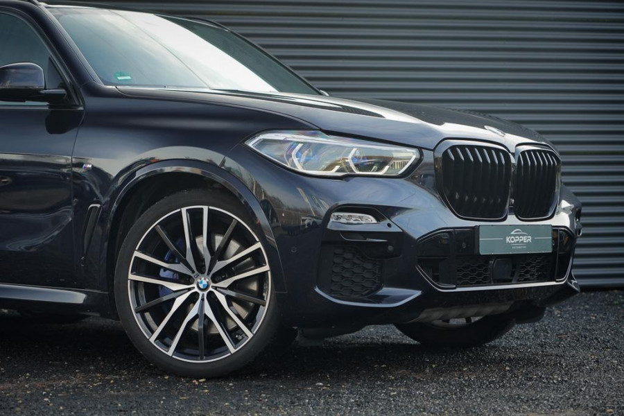 BMW X5 xDrive30d High Executive / Luchtvering / HUD / 22 '' / M-Sport / Skylounge / Adaptive