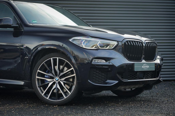 BMW X5 xDrive30d High Executive / Luchtvering / HUD / 22 '' / M-Sport / Skylounge / Adaptive