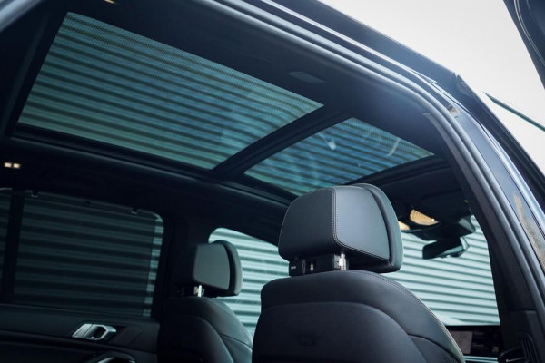 BMW X5 xDrive30d High Executive / Luchtvering / HUD / 22 '' / M-Sport / Skylounge / Adaptive