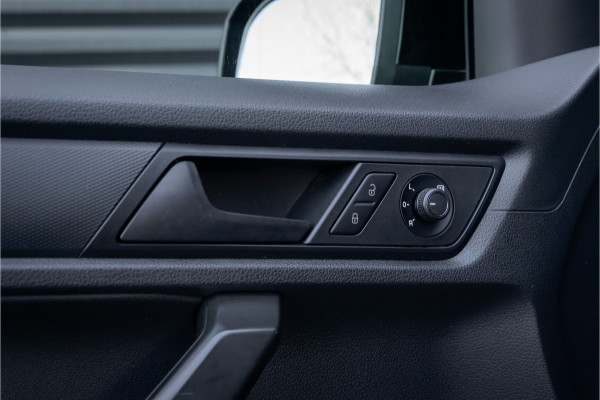 Volkswagen Caddy 2.0 TDI DSG Highline Xenon - 17'' - NAP