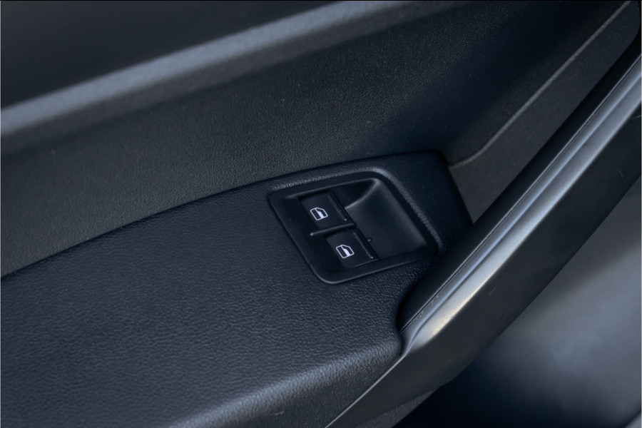 Volkswagen Caddy 2.0 TDI DSG Highline Xenon - 17'' - NAP