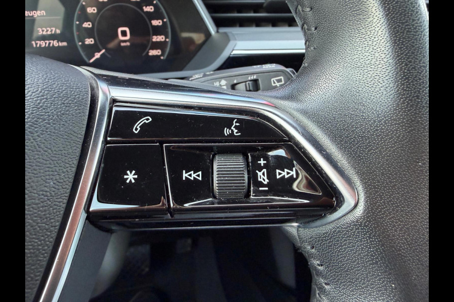 Audi e-tron E-tron 55 quattro advanced 95 kWh