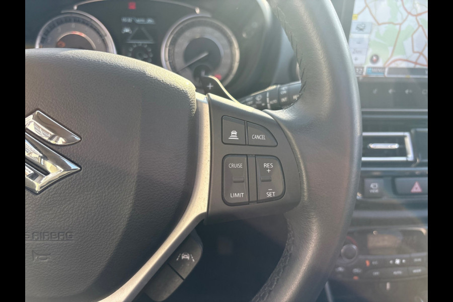 Suzuki S-Cross 1.5 Hybrid Style Automaat PANO DAK (BOVAG/RIJKLAARPRIJS)