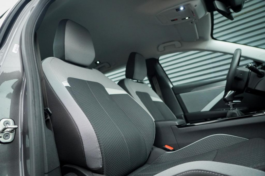 Opel Astra Sports Tourer 1.2 Turbo / Led / Carplay / Cruise / Incl BTW / NL Auto