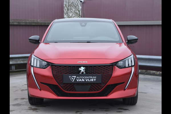 Peugeot e-208 EV GT Pack 50 kWh SOH 95% | PANORAMADAK | CAMERA MET SENSOREN | E.C.C. | STOELVERWARMING |