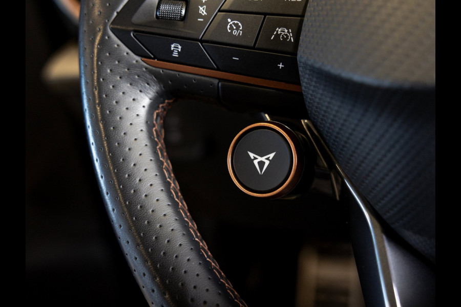 CUPRA Leon Sportstourer 1.4 e-Hybrid VZ Performance / 245pk / Panorama dak / Achteruitrij camera /