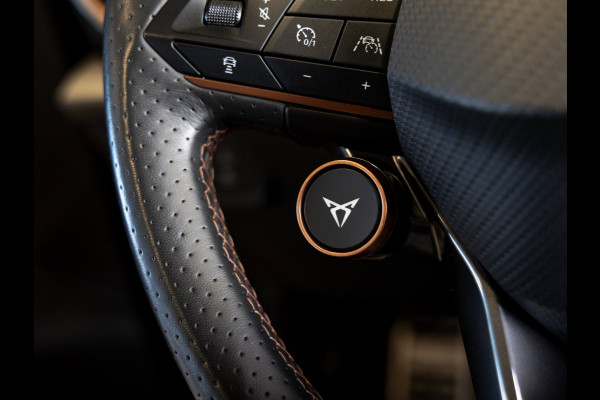 CUPRA Leon Sportstourer 1.4 e-Hybrid VZ Performance / 245pk / Panorama dak / Achteruitrij camera /