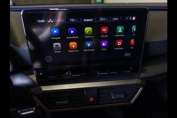 CUPRA Leon Sportstourer 1.4 e-Hybrid VZ Performance / 245pk / Panorama dak / Achteruitrij camera /