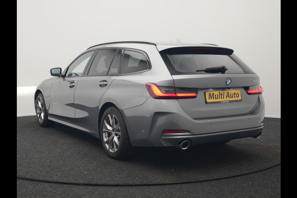BMW 3 Serie Touring 320e Sportline FACELIFT Plug In Hybrid Dealer O.H PHEV | Panodak | Widescreen Navi | Harman Kardon | Camera | Keyless | Stuurverwarming | Apple Carplay | BLIS |
