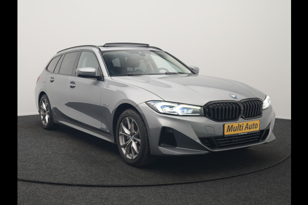BMW 3 Serie Touring 320e Sportline FACELIFT Plug In Hybrid Dealer O.H PHEV | Panodak | Widescreen Navi | Harman Kardon | Camera | Keyless | Stuurverwarming | Apple Carplay | BLIS |