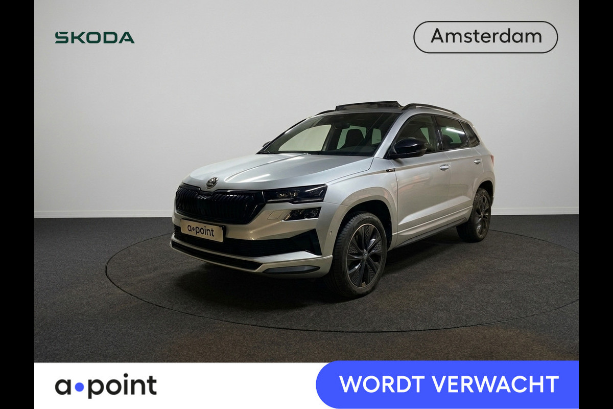 Škoda Karoq 1.5 TSI ACT Sportline Business 150 pk Automaat (DSG) | Verlengde garantie | Navigatie | Panoramadak | Parkeersensoren (Park assist) | Rondomzicht camera | Stoelverwarming v/a |