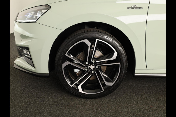Škoda Fabia Monte Carlo 1.0 TSI 115 pk 7 versn. DSG | Navigatie pakket | Travel assist | Licht en Zicht plus | Verwarmbare voorstoelen