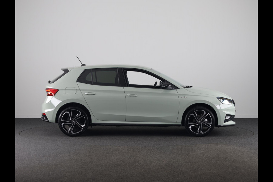 Škoda Fabia Monte Carlo 1.0 TSI 115 pk 7 versn. DSG | Navigatie pakket | Travel assist | Licht en Zicht plus | Verwarmbare voorstoelen