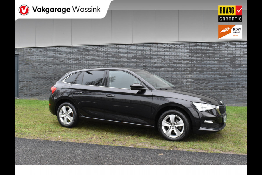 Škoda SCALA 1.0 TSI Ambition Automaat Carplay Navigatie Front/lane assist Stoelverwarming Parkeer sensoren