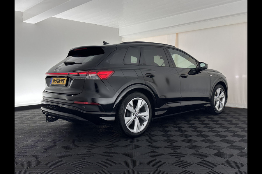 Audi Q4 e-tron 40 Launch edition S Competition 77 kWh [ 3-Fase-11kW ] {SOH-90%} (INCL-BTW) Aut. *HEATPUMP | PANO | LEATHER | MATRIX-LED | AUDI-SOUND | ADAPTIVE-CRUISE | HEATED-SPORTSEATS | AMBIENT-LIGHT | DIGI-COCKPIT | CAMERA | KEYLESS | DAB+ | 20''ALU*