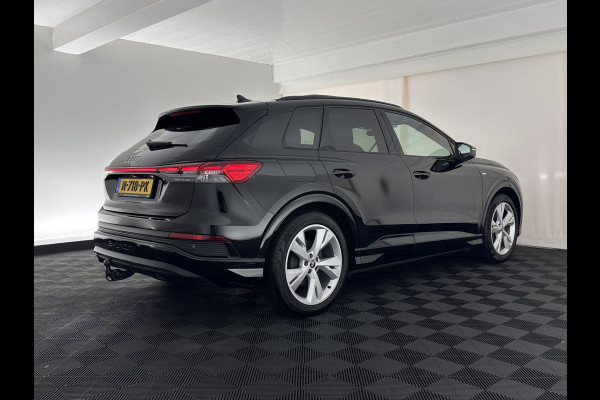 Audi Q4 e-tron 40 Launch edition S Competition 77 kWh [ 3-Fase-11kW ] {SOH-90%} (INCL-BTW) Aut. *HEATPUMP | PANO | LEATHER | MATRIX-LED | AUDI-SOUND | ADAPTIVE-CRUISE | HEATED-SPORTSEATS | AMBIENT-LIGHT | DIGI-COCKPIT | CAMERA | KEYLESS | DAB+ | 20''ALU*