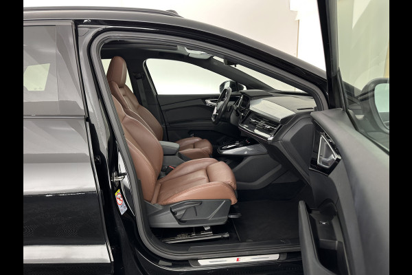 Audi Q4 e-tron 40 Launch edition S Competition 77 kWh [ 3-Fase-11kW ] {SOH-90%} (INCL-BTW) Aut. *HEATPUMP | PANO | LEATHER | MATRIX-LED | AUDI-SOUND | ADAPTIVE-CRUISE | HEATED-SPORTSEATS | AMBIENT-LIGHT | DIGI-COCKPIT | CAMERA | KEYLESS | DAB+ | 20''ALU*