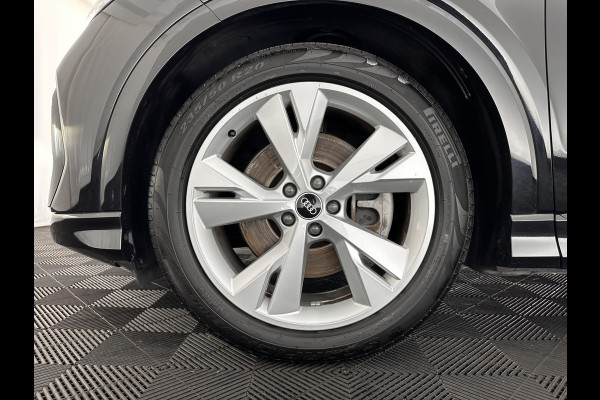 Audi Q4 e-tron 40 Launch edition S Competition 77 kWh [ 3-Fase-11kW ] {SOH-90%} (INCL-BTW) Aut. *HEATPUMP | PANO | LEATHER | MATRIX-LED | AUDI-SOUND | ADAPTIVE-CRUISE | HEATED-SPORTSEATS | AMBIENT-LIGHT | DIGI-COCKPIT | CAMERA | KEYLESS | DAB+ | 20''ALU*