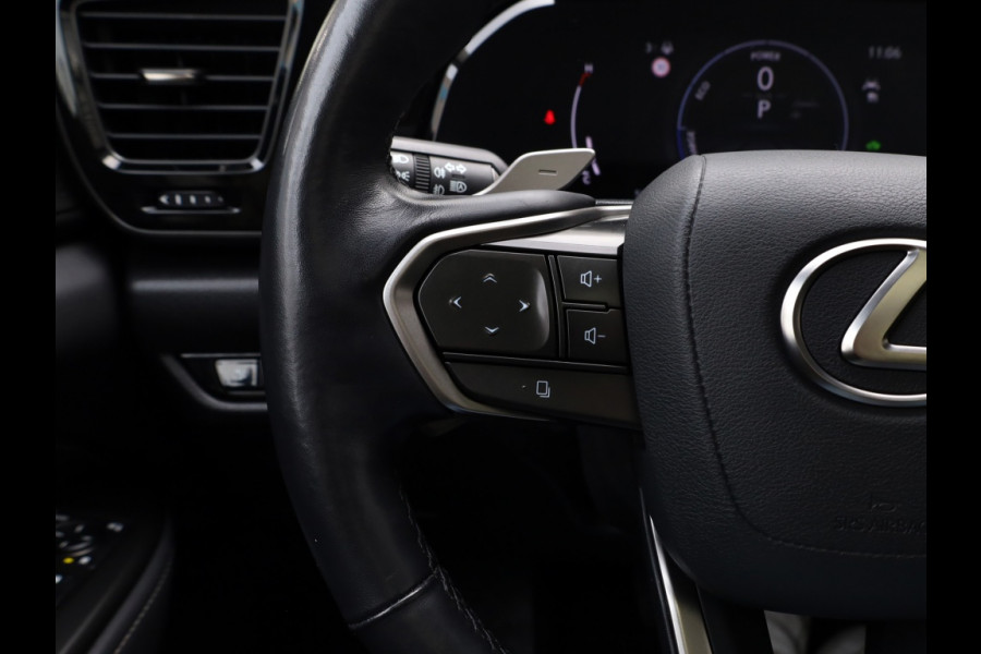 Lexus NX 350h AWD President Line | Mark Levinson | Panoramadak | Park-ass