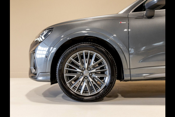 Audi Q3 45 TFSI quattro 2x S Line / 230pk / Panorama dak / B&O / Keyless / Achteruitrij camera /
