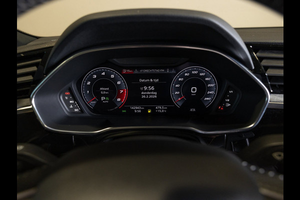 Audi Q3 45 TFSI quattro 2x S Line / 230pk / Panorama dak / B&O / Keyless / Achteruitrij camera /