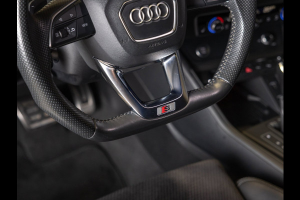 Audi Q3 45 TFSI quattro 2x S Line / 230pk / Panorama dak / B&O / Keyless / Achteruitrij camera /